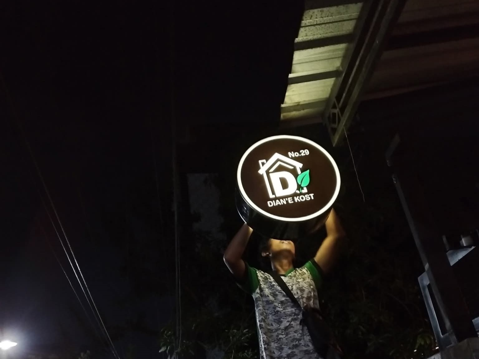 Contoh Neonbox 2